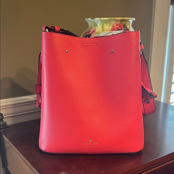 Kate Spade Marti Large bucket bag in watermelon - Picture 8 of 15